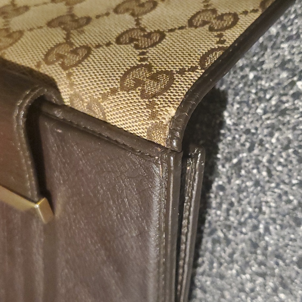 Gucci Monogram Wallet - Picture 9 of 16
